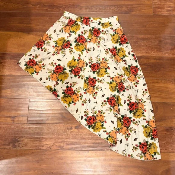 Ktoo Asymmetrical Floral Skirt in Cream with Floral Design, Size Small - Picture 9 of 9
